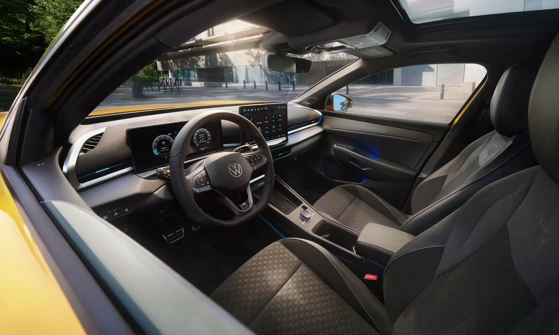 TC1283_T-Roc_view_from_outside_through_driver_window