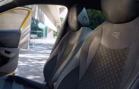 TC1295_interior_view_of_ergo_active_seats